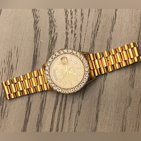 ROLEX DAY-DATE Presidential 36MM GOLD 18k Yellow Gold Round Diamond & Baguette - Picture 6 of 8